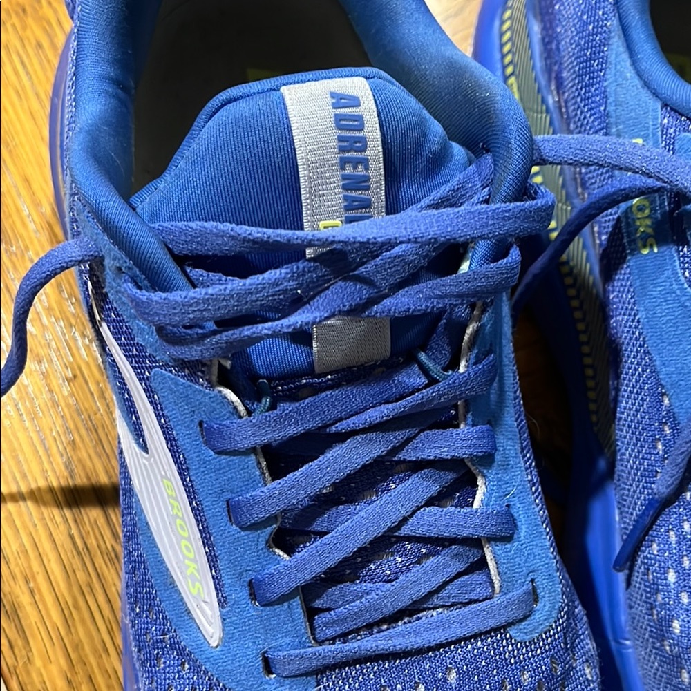 Brooks  ADRENALINE GTS Athletic Running Shoes Comfort (without original box) - Picture 12 of 16
